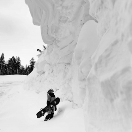 Jones Stratos Snowboard für Herren