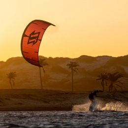 North PULSE 2022 KIte Red Sea Freestyle / Wakestyle