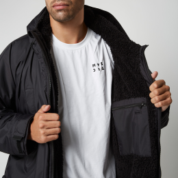 Mystic Poncho Explore DTS Black O/S