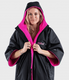 dryrobe Advance Poncho Short Sleeve Black Pink