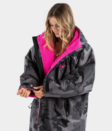 dryrobe Advance Poncho Long Sleeve Black Camo Pink